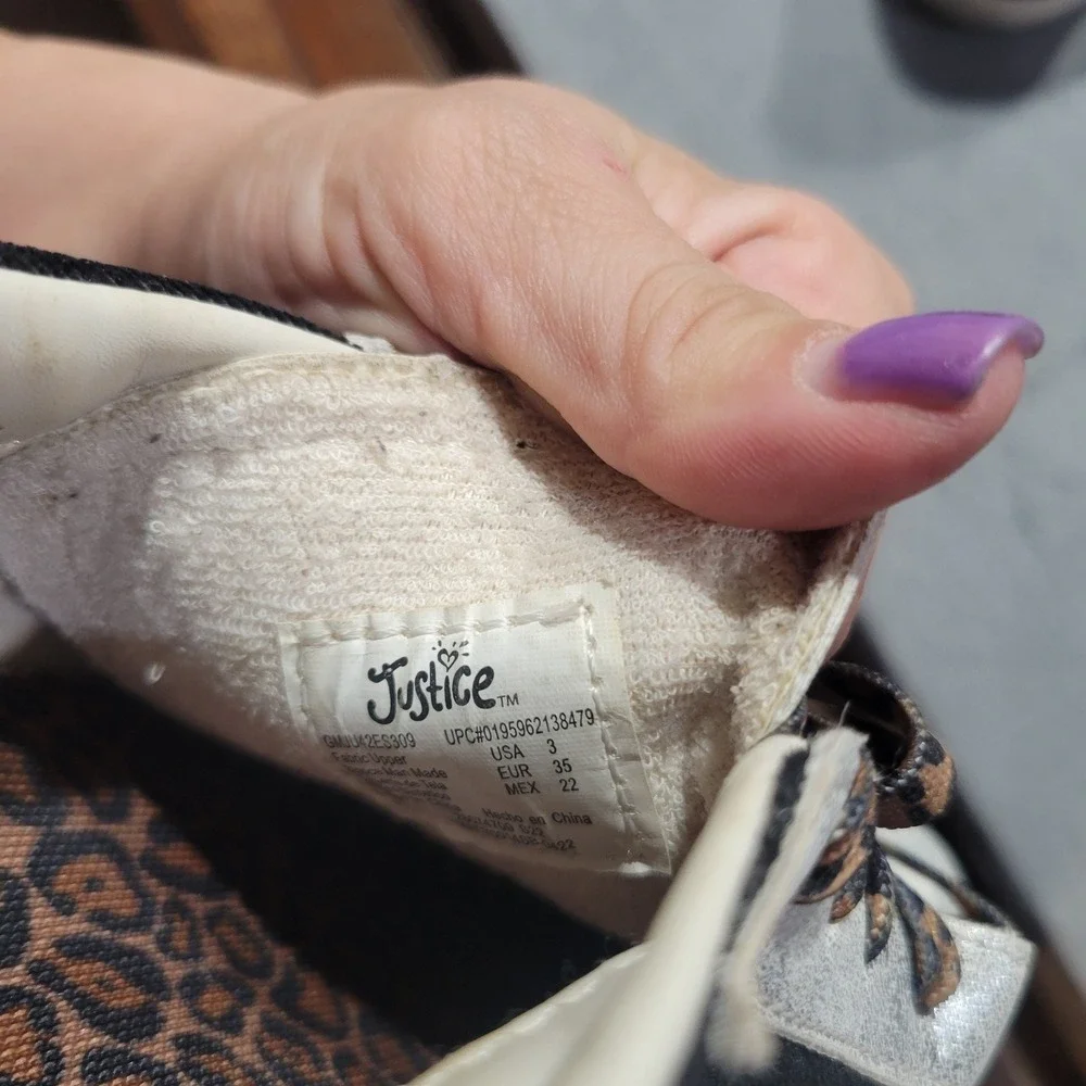 Justice Sport Sneakers Girls‎ Size 3 Black Gold Silver Leopard Print Heart GMJU4